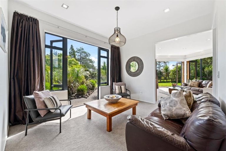 Photo of property in 206 Trigg Road, Kumeu, 0891