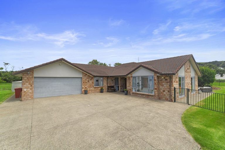 Photo of property in 306f Inland Road, Helensville, 0875