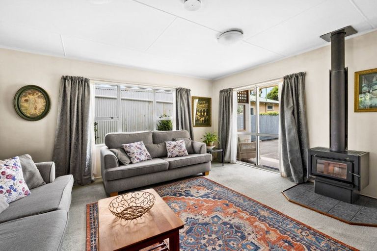 Photo of property in 2/502 Whitehead Road, Hastings, 4122