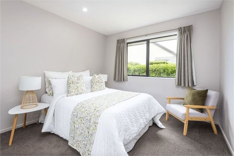 Photo of property in 17 Ashboult Street, Halswell, Christchurch, 8025