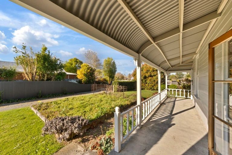 Photo of property in 260 Talbot Street, Geraldine, 7930