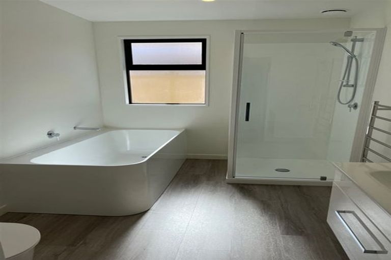 Photo of property in 16 Millhaven Place, Casebrook, Christchurch, 8051