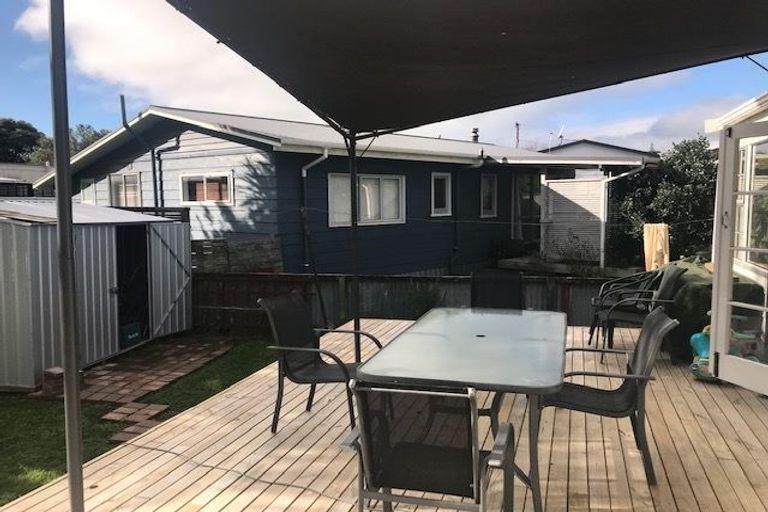 Photo of property in 42a Wallis Street, Raglan, 3225