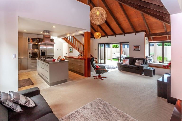Photo of property in 104 Moore Place, Whangamata, 3620