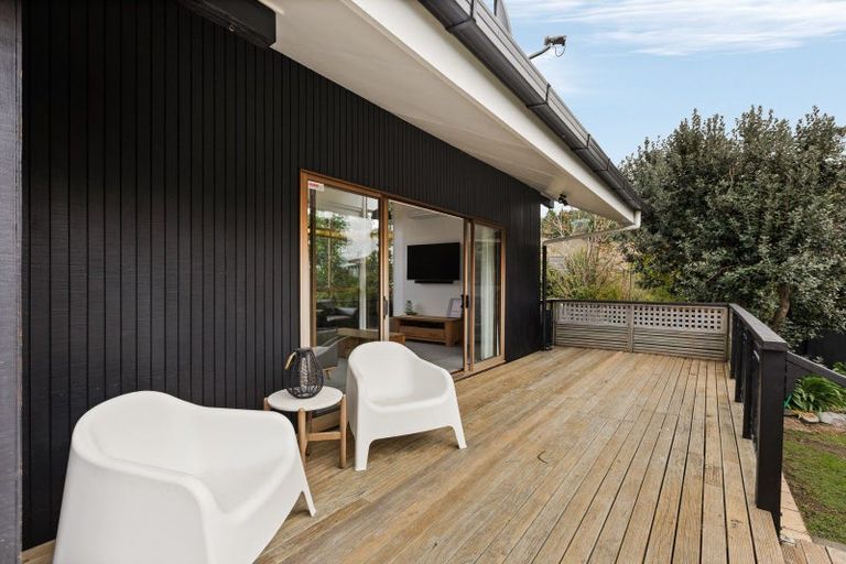 Photo of property in 24 Ngarimu Crescent, Taradale, Napier, 4112
