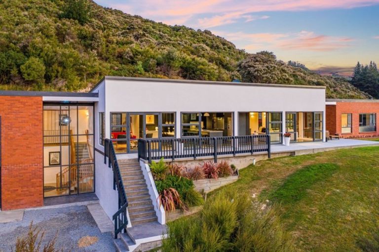Photo of property in 1037c Blue Mountains Road, Blue Mountains, Upper Hutt, 5371