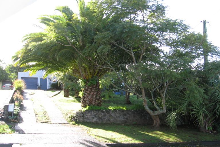Photo of property in 13 Kent Road, Regent, Whangarei, 0112