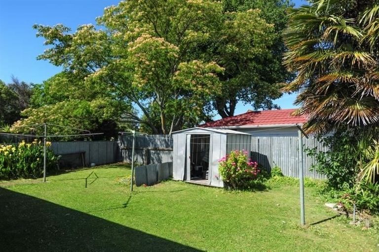 Photo of property in 2/609 Heretaunga Street East, Parkvale, Hastings, 4122