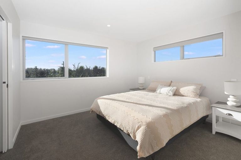 Photo of property in 21 Kakapo Lane, Redwood, 8051