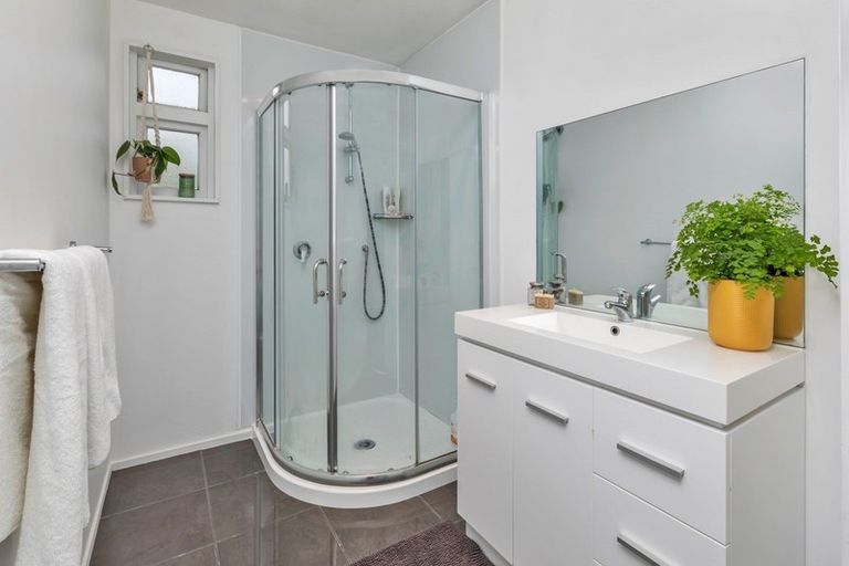 Photo of property in 5 Rose Place, Te Kamo, Whangarei, 0112