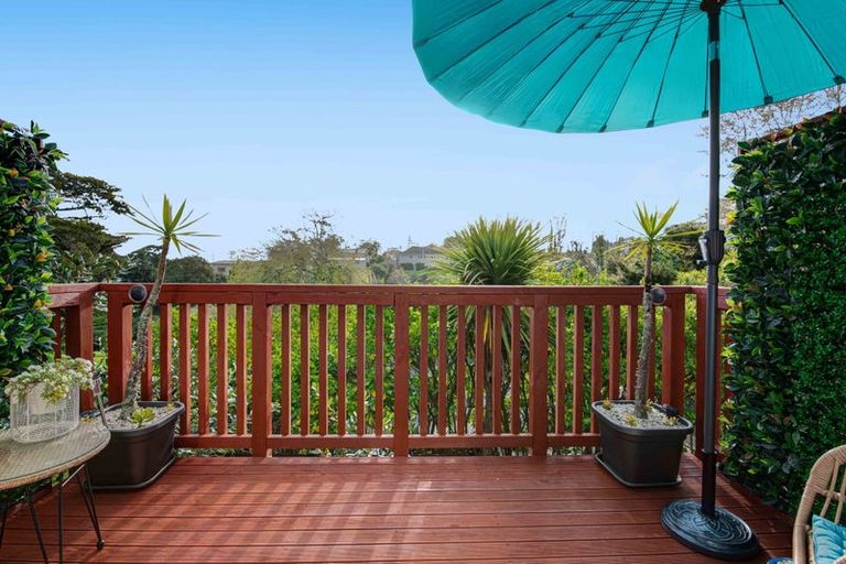 Photo of property in 27a Makiri Street, Helensville, 0800