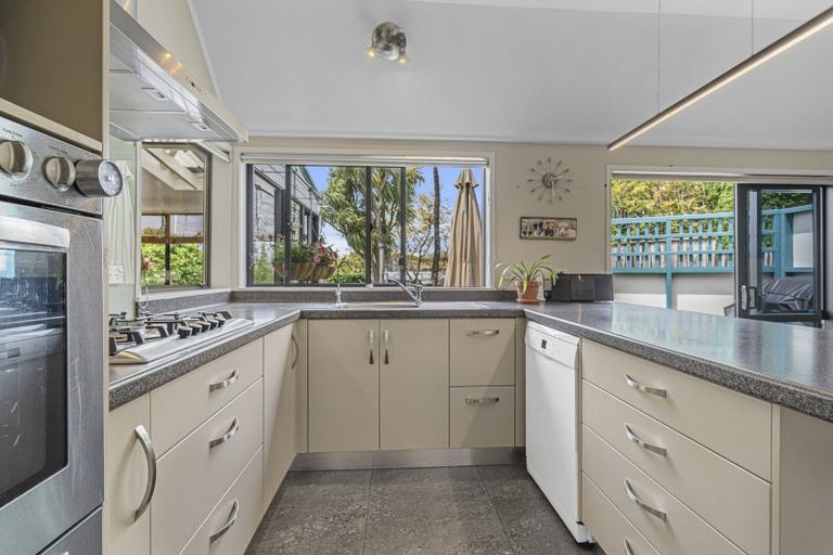 Photo of property in 13a Mangorei Road, Strandon, New Plymouth, 4312