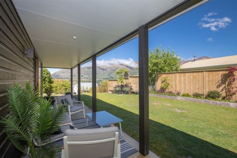 Photo of property in 44 Hedditch Street, Wanaka, 9305