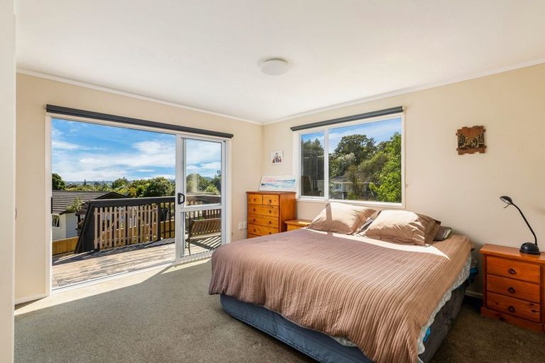 Photo of property in 36 Lemnos Place, Titirangi, Auckland, 0604