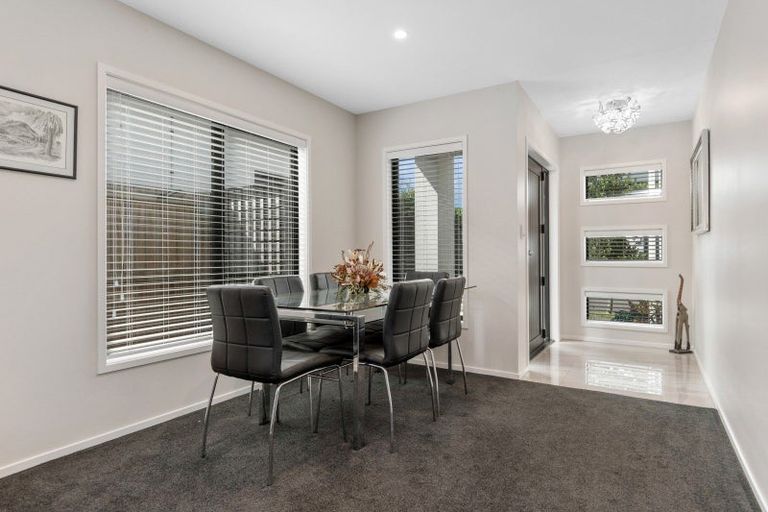 Photo of property in 8 Maria Tini Drive, Papamoa Beach, Papamoa, 3118