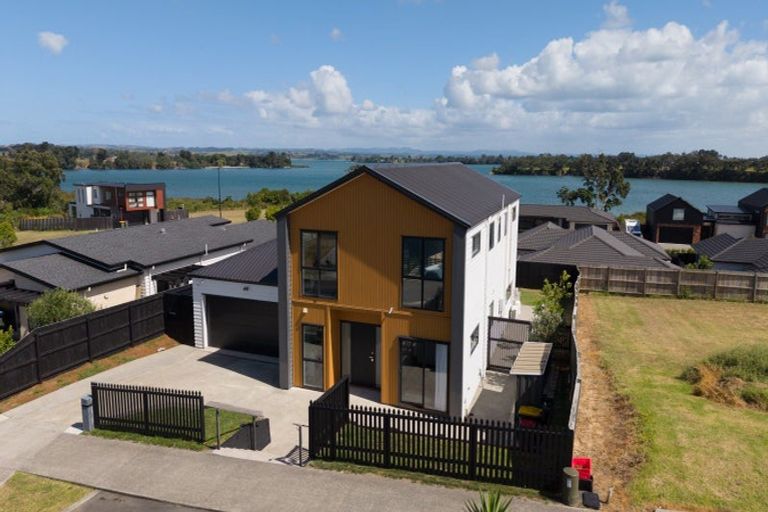 Photo of property in 16 Otohikawa Avenue, Glenbrook, Waiuku, 2681