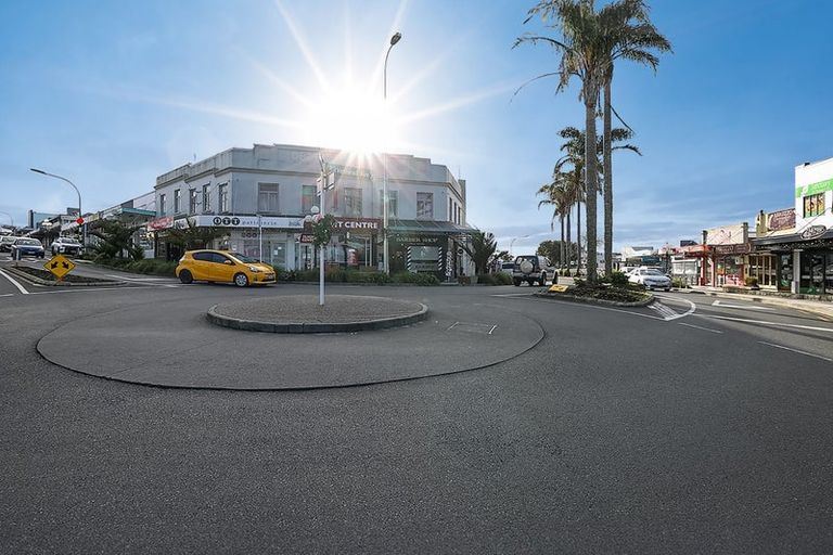 Photo of property in 1/97b Mokoia Road, Birkenhead, Auckland, 0626