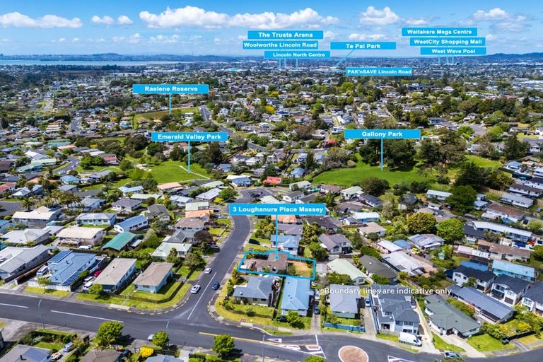 Photo of property in 3 Loughanure Place, Massey, Auckland, 0614
