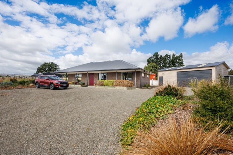 Photo of property in 268 Hendersons Line, Kelvin Grove, Palmerston North, 4470