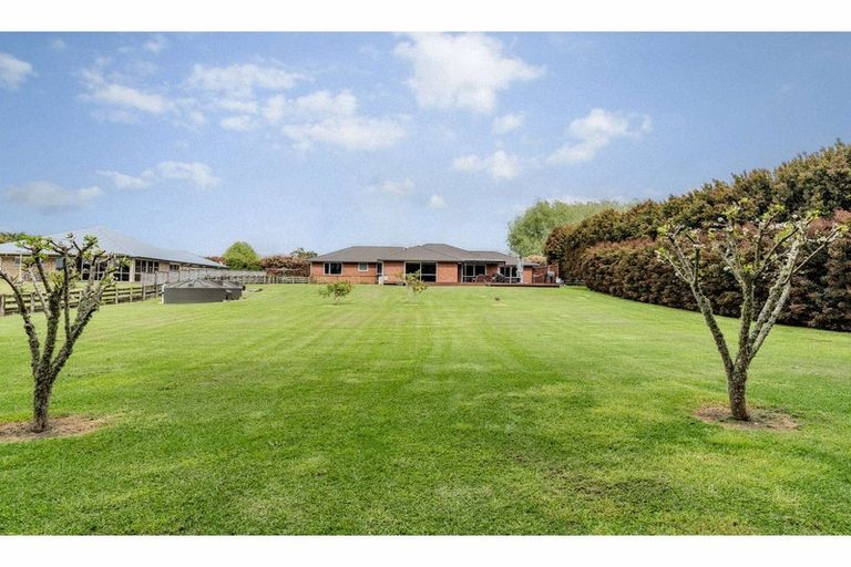 Photo of property in 27 Awhitu Road, Kerikeri, 0230