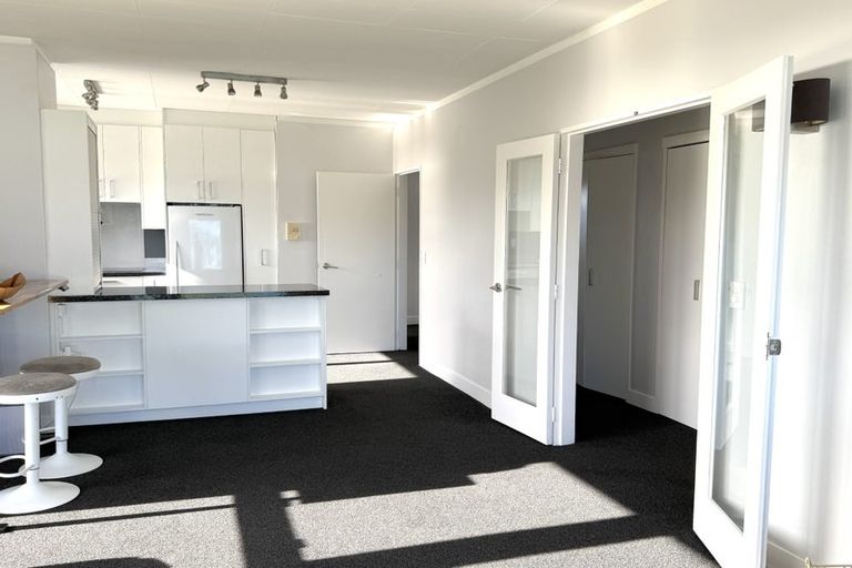 Photo of property in 4/2 Grafton Road, Roseneath, Wellington, 6011