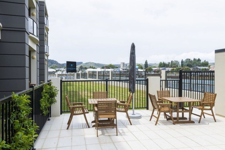 Photo of property in 117/2 Reads Quay, Gisborne, 4010