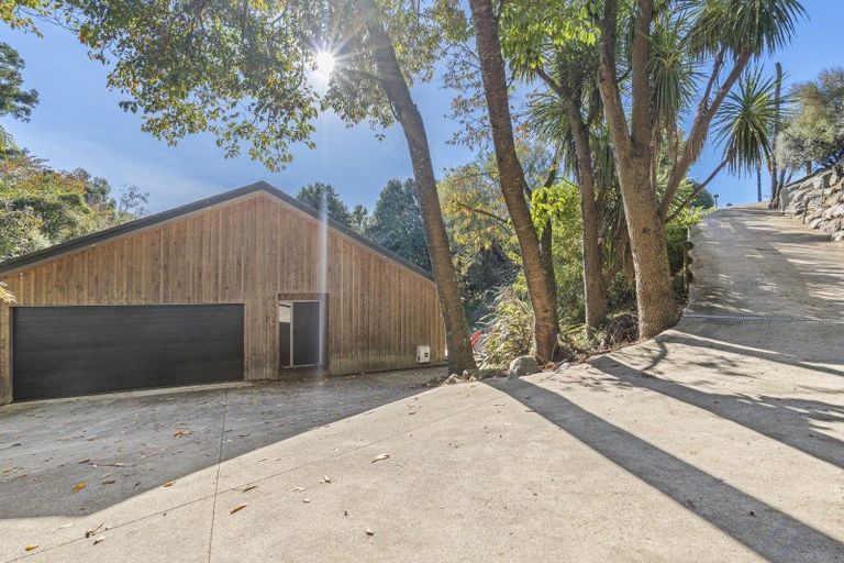 Photo of property in 198 Seaview Road, Westown, New Plymouth, 4310