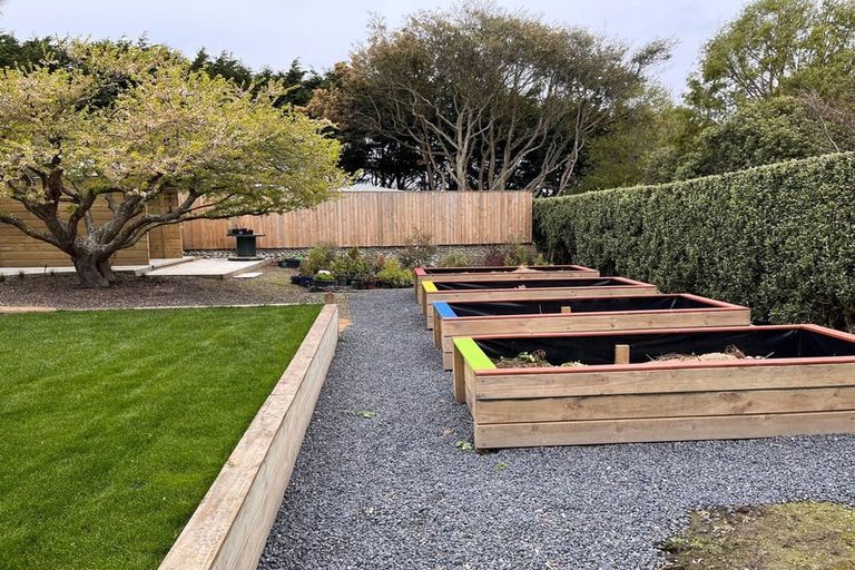 Photo of property in 964 Waianakarua Road, Herbert, 9495