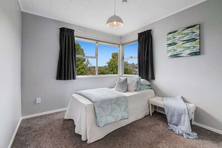 Photo of property in 14 Orton Street, Glenfield, Auckland, 0627