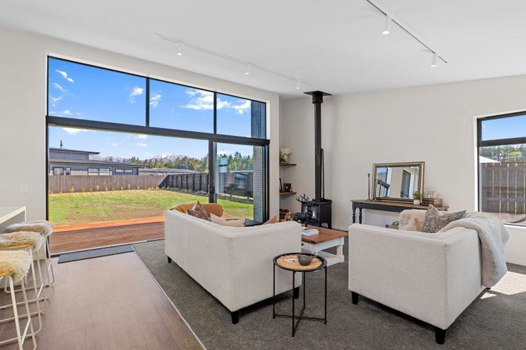 Photo of property in 1 Arrowsmith Drive, Methven, 7730
