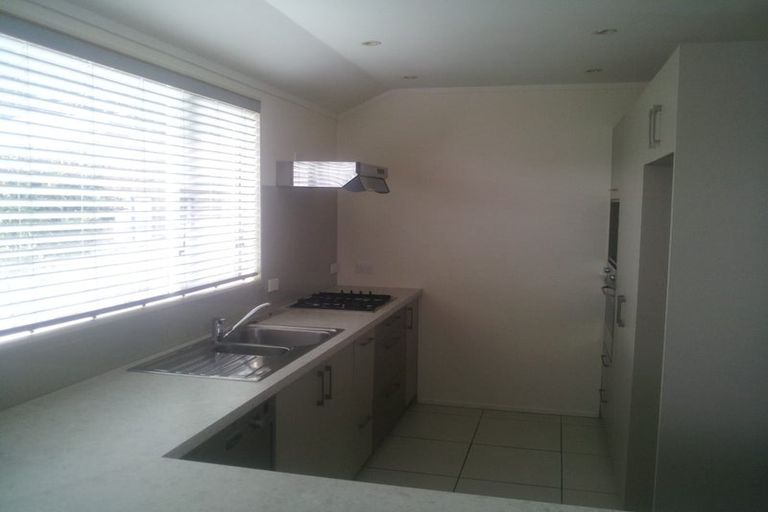 Photo of property in 28 Helvetia Grove, Naenae, Lower Hutt, 5011