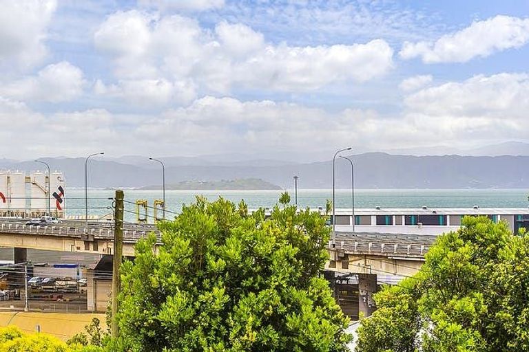 Photo of property in 7f2 Stowe Hill, Thorndon, Wellington, 6011