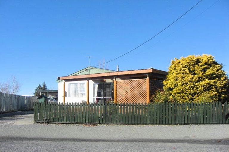 Photo of property in 54 Omahau Crescent, Twizel, 7901