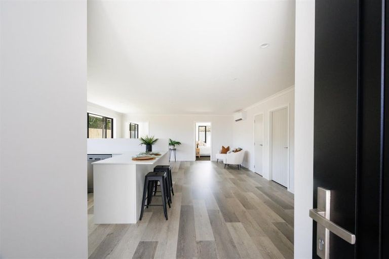 Photo of property in 166b Bridge Street, Bulls, 4818