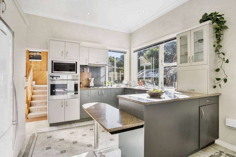 Photo of property in 356 The Parade, Island Bay, Wellington, 6023