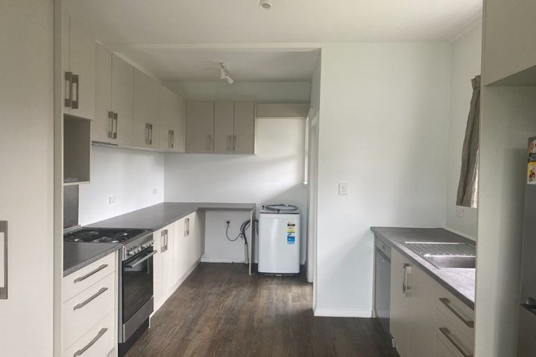 Photo of property in 19 Attlee Crescent, Bryndwr, Christchurch, 8053
