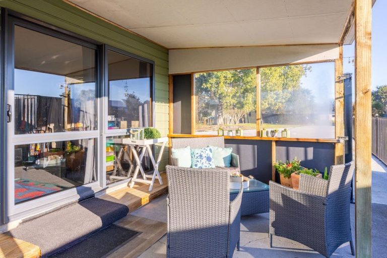 Photo of property in 20 Shanly Street, Waipawa, 4210