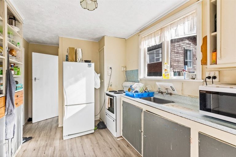 Photo of property in 17 Hurley Road, Paraparaumu Beach, Paraparaumu, 5032