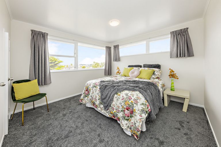 Photo of property in 8 Lympne Lane, Mangere, Auckland, 2022