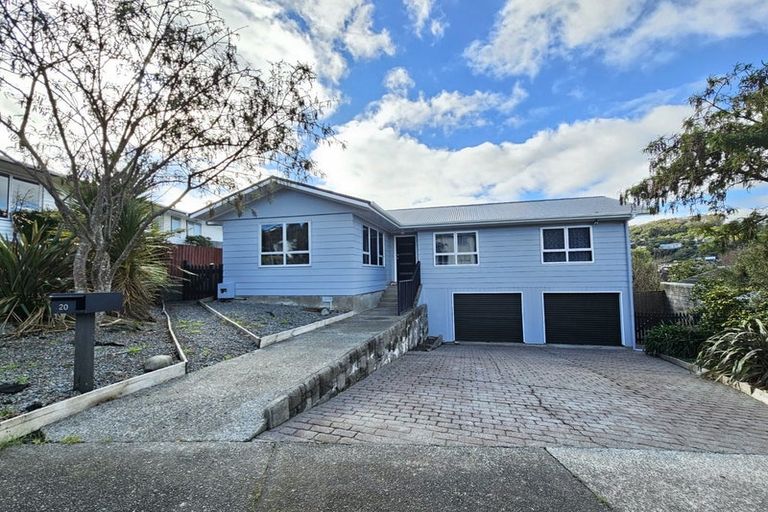 Photo of property in 20 Staithes Drive North, Whitby, Porirua, 5024