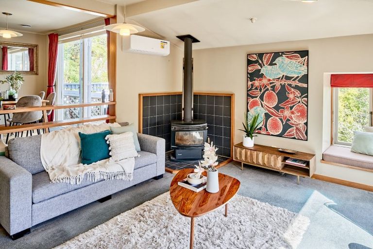 Photo of property in 13 Warwick Street, Wilton, Wellington, 6012