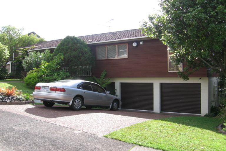 Photo of property in 1 Surville Place, Mairangi Bay, Auckland, 0630