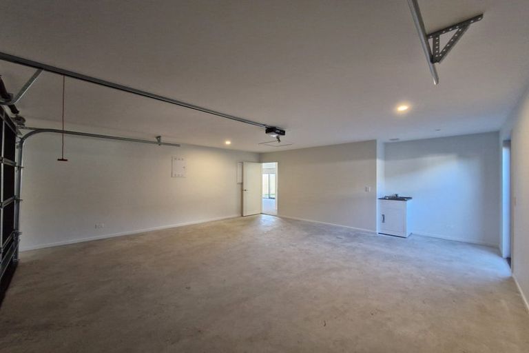 Photo of property in 8 Rita Angus Road, Belfast, Christchurch, 8051