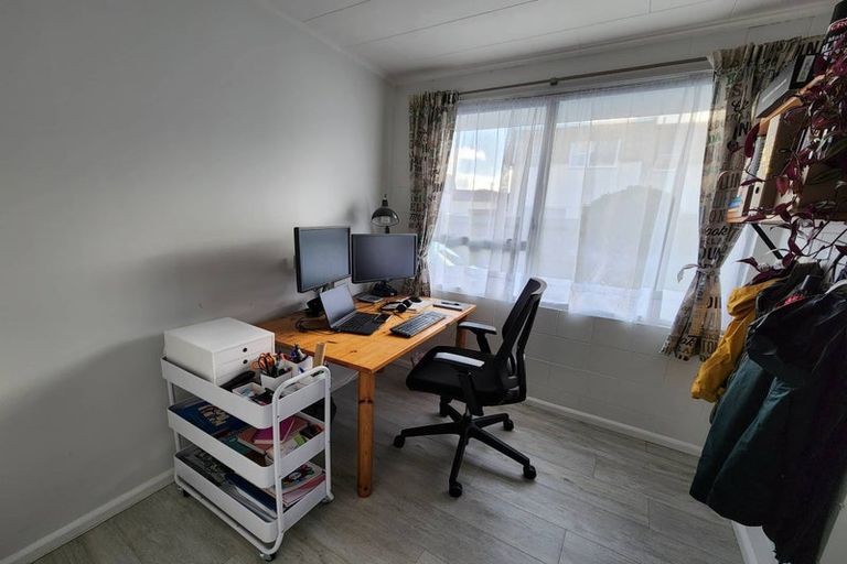 Photo of property in 50f3- Miro Street, Trentham, Upper Hutt, 5018