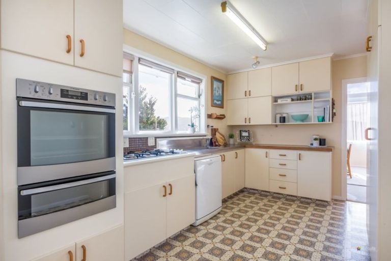Photo of property in 10 Mission Street, Waterloo, Lower Hutt, 5011