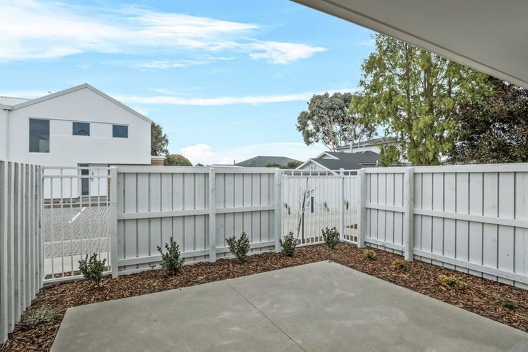 Photo of property in 8/24 Dampier Street, Woolston, Christchurch, 8023