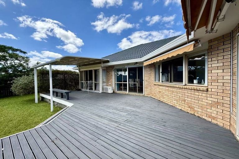 Photo of property in 164 Millhouse Drive, Golflands, Auckland, 2013