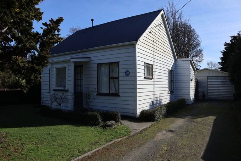 Photo of property in 8 Kopara Street, Templeton, Christchurch, 8042