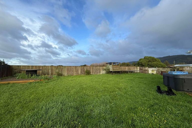Photo of property in 6 Colonel Place, Featherston, 5710