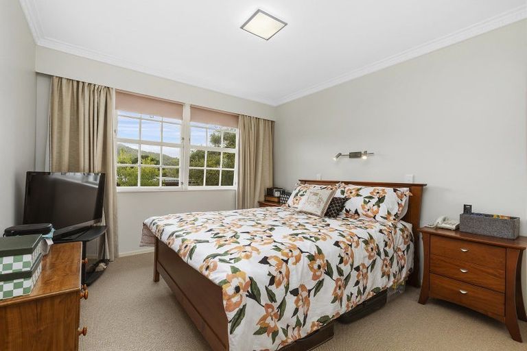 Photo of property in 5 Ridd Crescent, Karori, Wellington, 6012